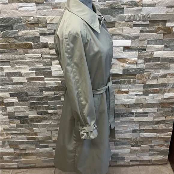 London Fog Classic Tan Trench Coat - Picture 7 of 16